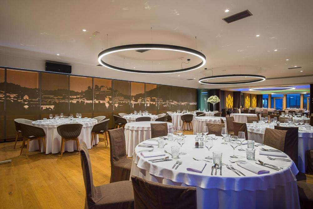 Hotel Ajdovec Sevnica المظهر الخارجي الصورة